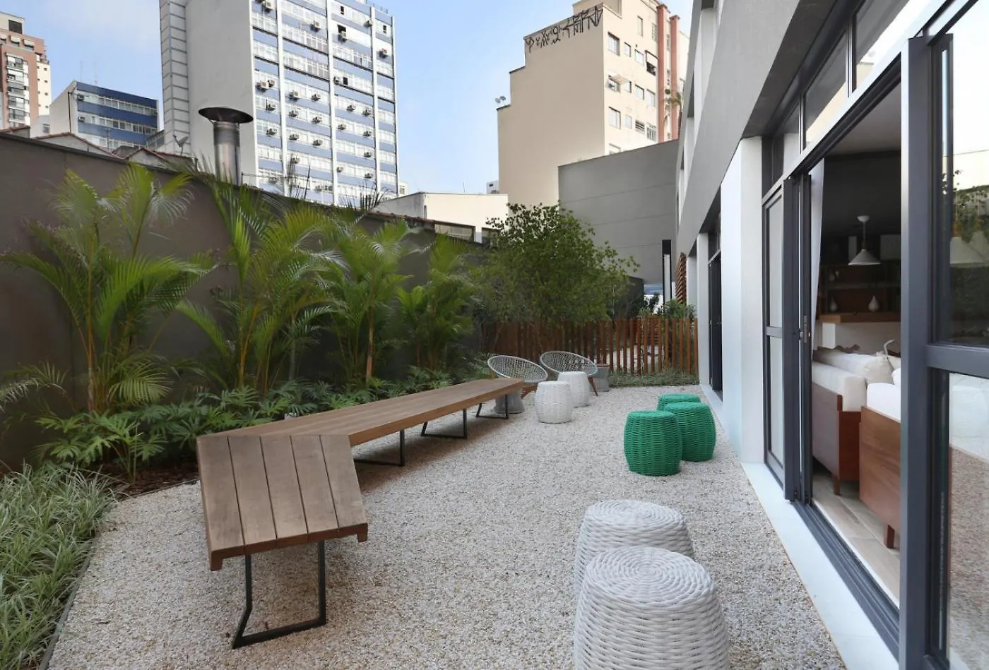 Apartamentos Na Bela Vista Com Piscina E Vaga De Garagem São Paulo